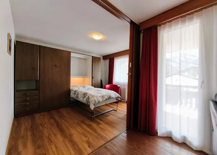 Апартаменты Haus Primavera Зас-Фе