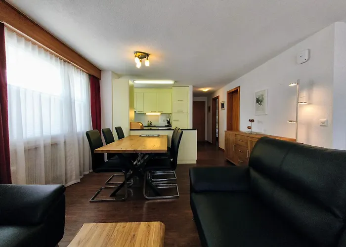 Haus Primavera 公寓